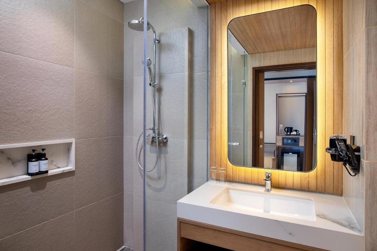 Mercure Pangkalanbuun Exterior foto